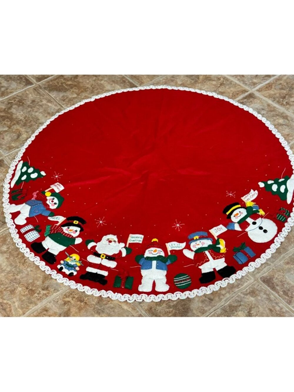 Completed Bucilla Cheerful Snowmen 84275 44" Felt Applique Christmas Tree Skirt